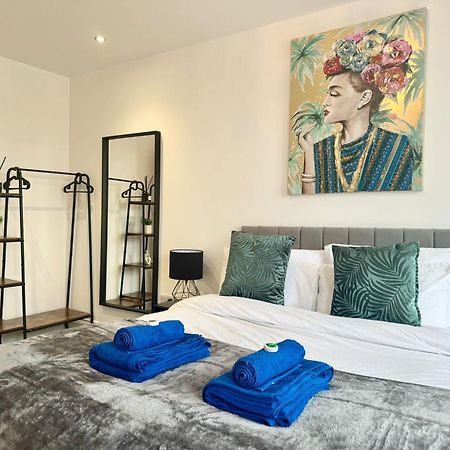 The Crown View - Luxury Apartment - Free Parking Nearby Харрогейт Экстерьер фото