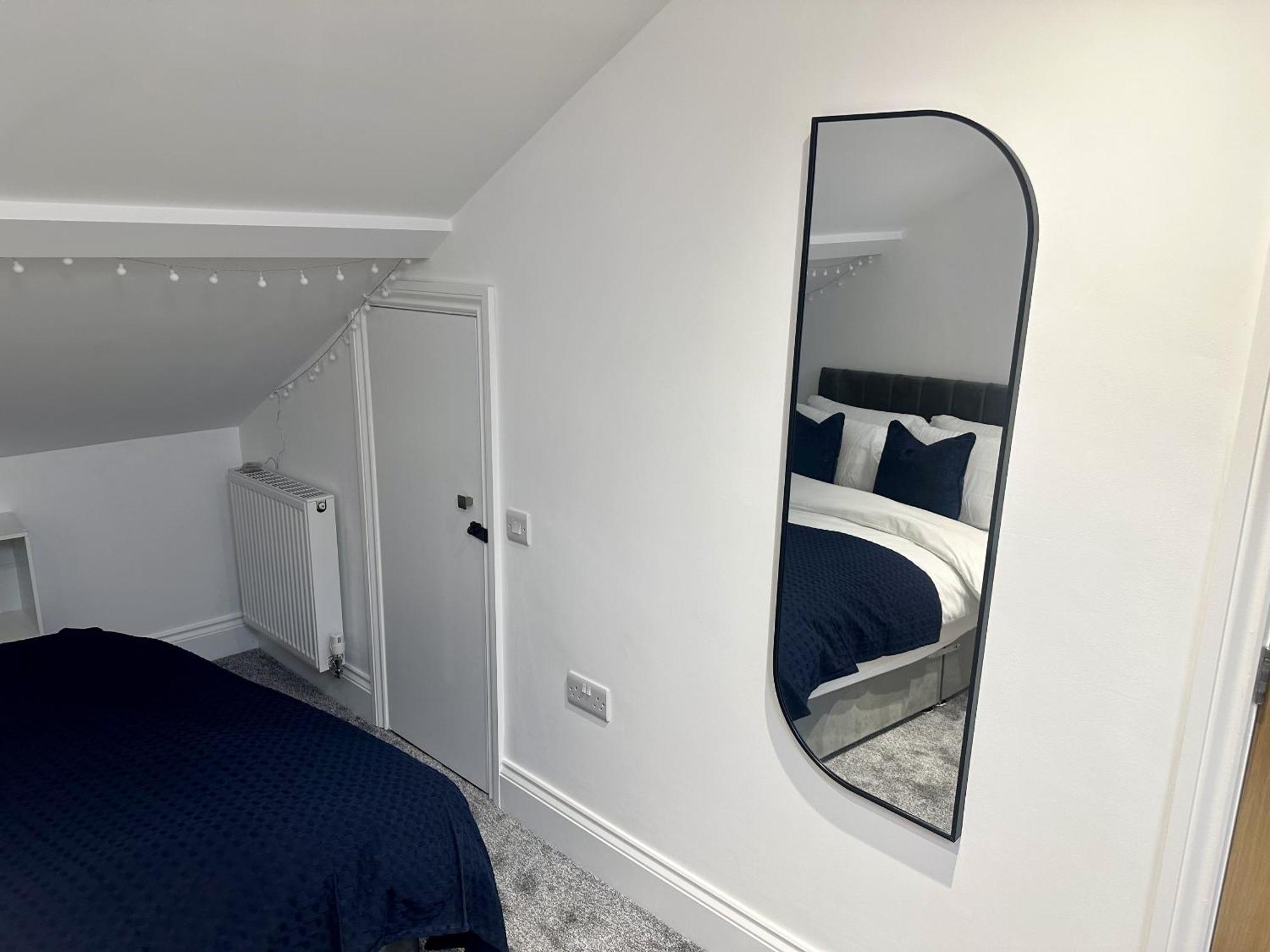 The Crown View - Luxury Apartment - Free Parking Nearby Харрогейт Экстерьер фото